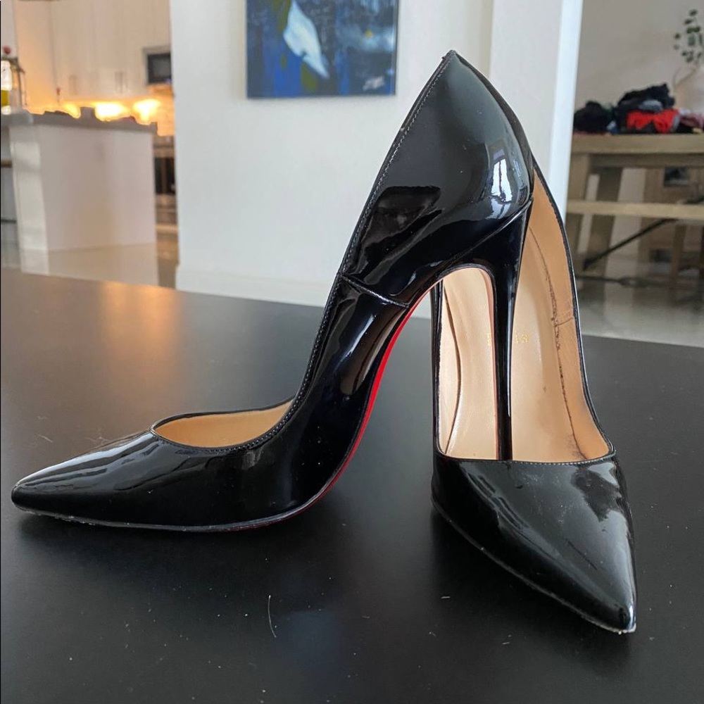 Christian Louboutin So Kate Black Pumps